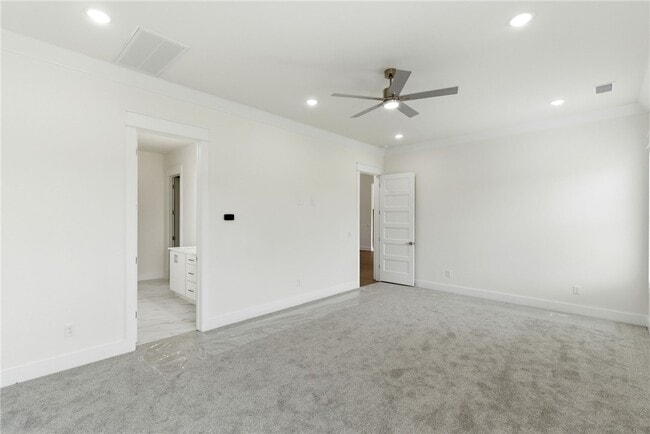 Building Photo - 531 Bose Ave