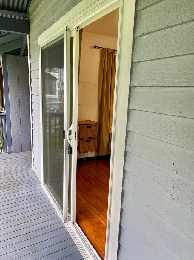 Building Photo - 3 Ala Loop