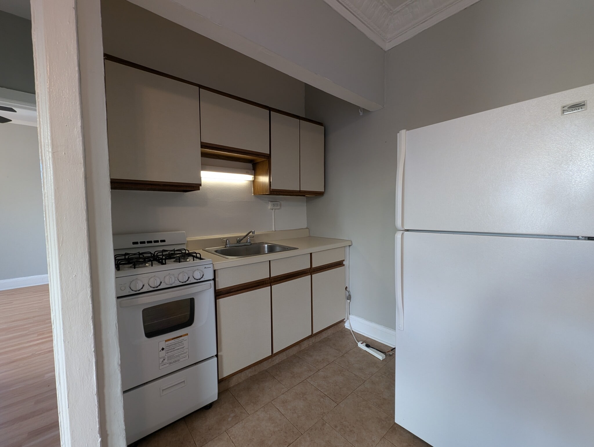 Building Photo - 3835 N Fremont St