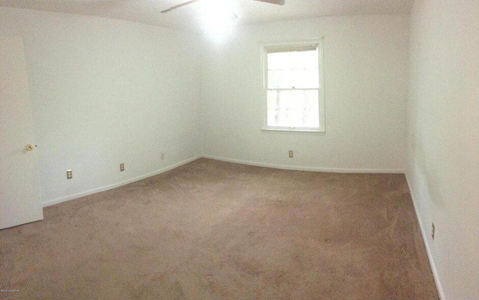 Bedroom view 2 - 8010 Westover Dr
