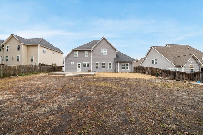 Building Photo - 3532 Bunting Dr