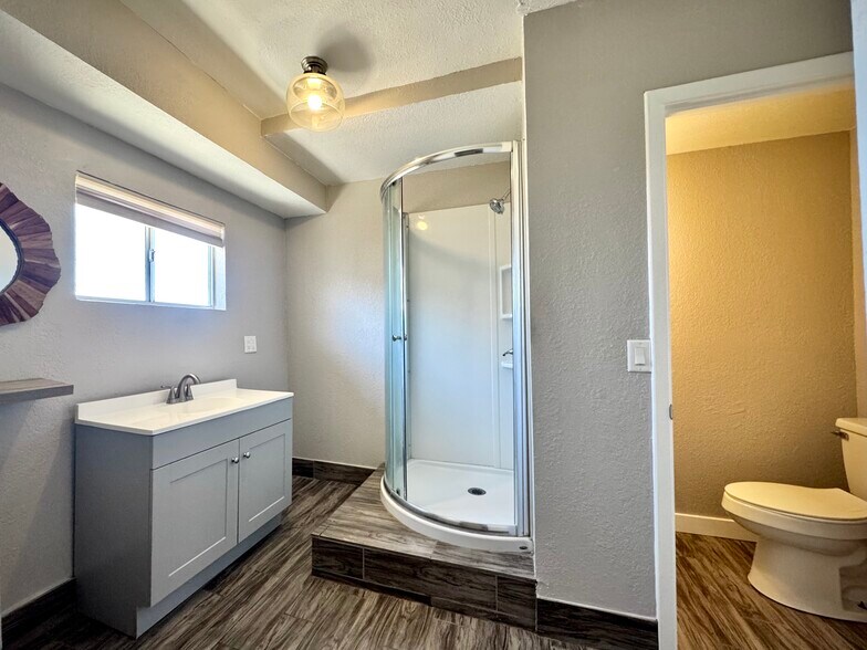 Building Photo - 3767 Kicking Horse Dr