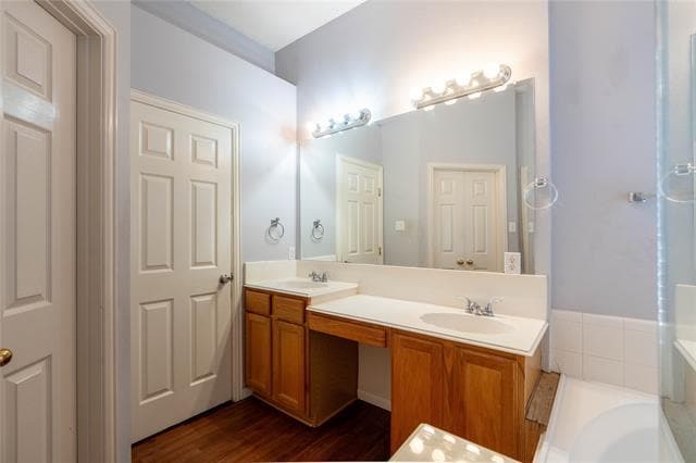 Building Photo - 904 Westminister Ave