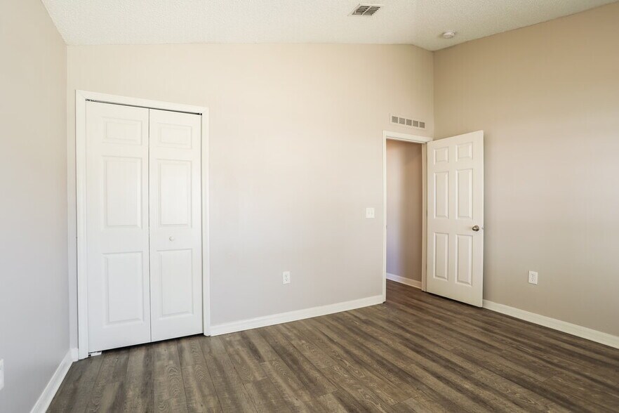 Building Photo - 3640 Alec Dr
