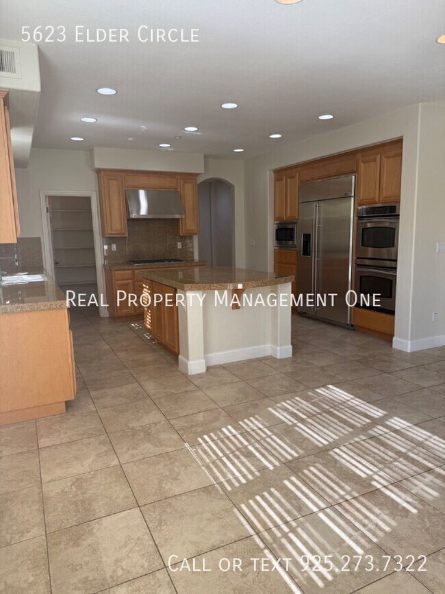 Building Photo - 5623 Elder Cir