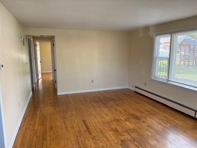 Building Photo - 502 Klein Ave