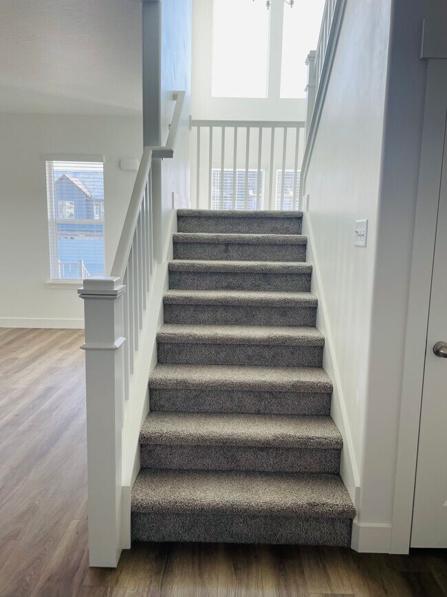 Building Photo - New Construction Townhome in Prime Riverton Location