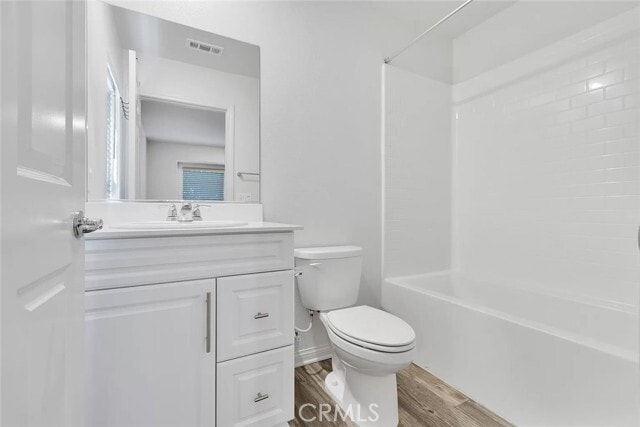 Building Photo - 14700 Sherman Way