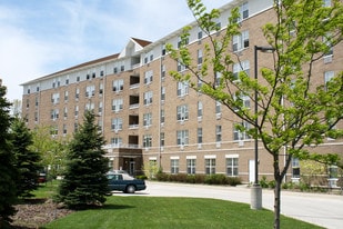 Building Photo - Lakewood Tower