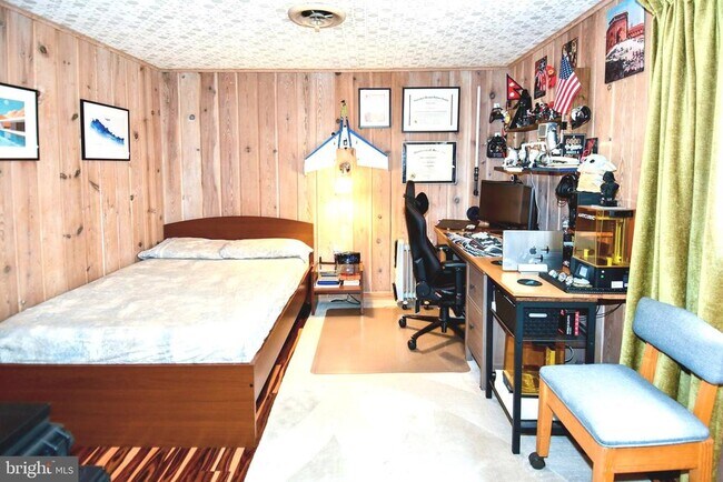 Building Photo - 3602 Sandy Ct