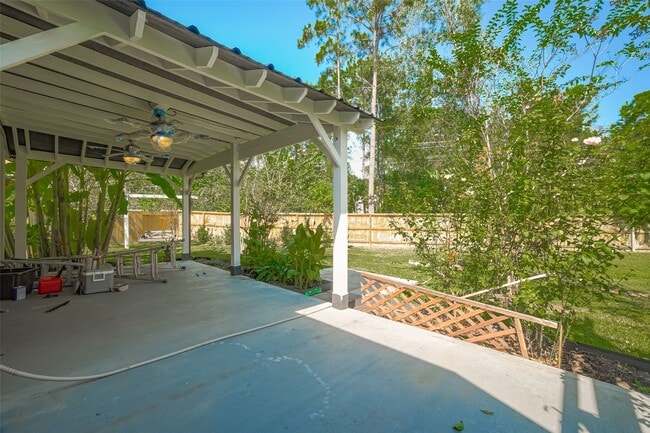 Building Photo - 381 Andes Dr