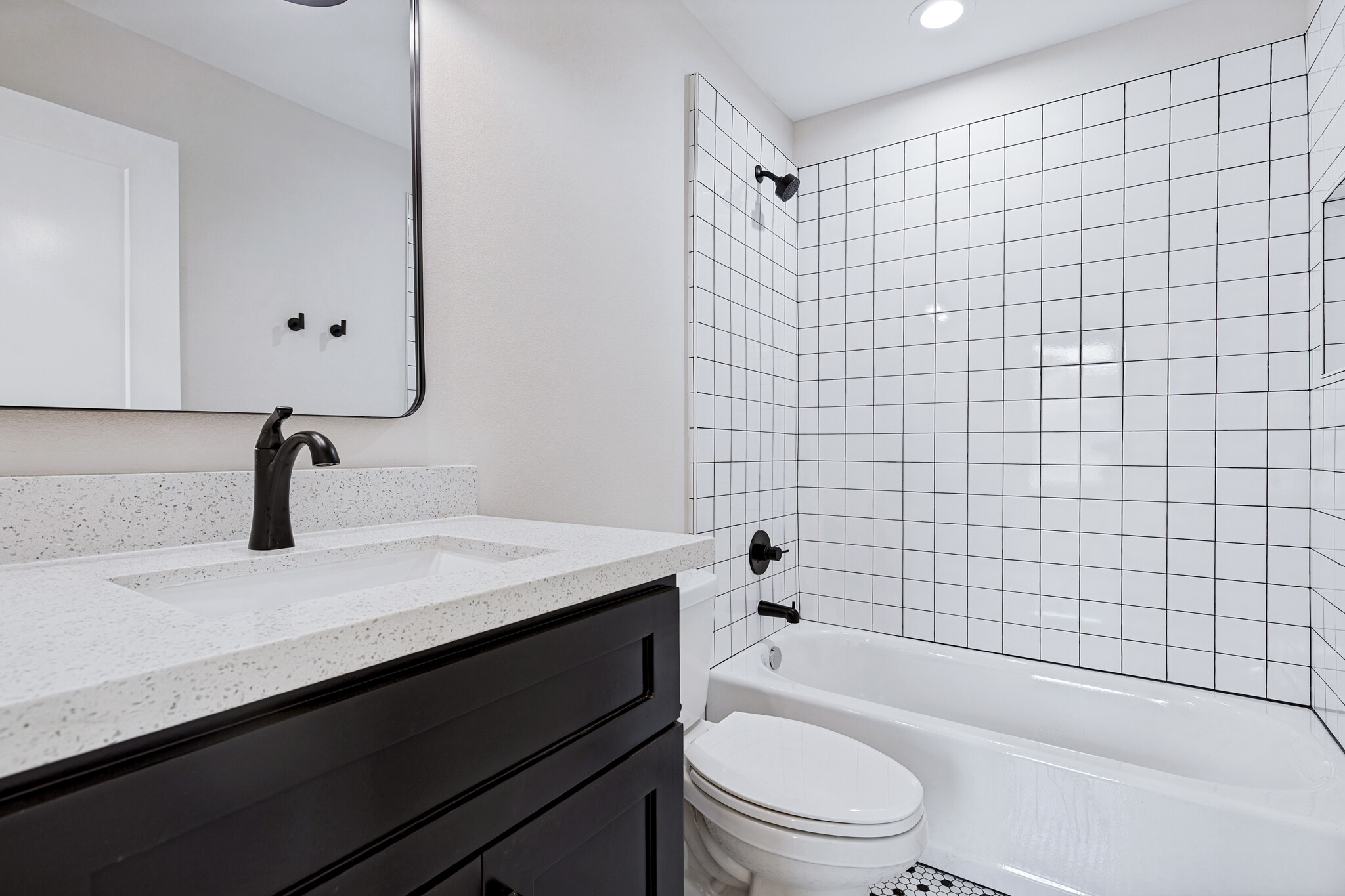 Building Photo - 501 N 67th St