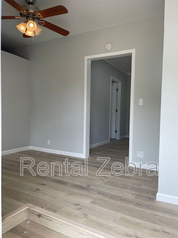 Building Photo - 343 Arlen Dr
