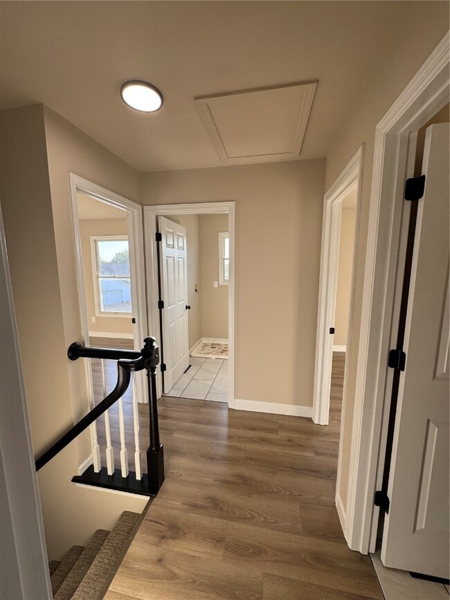Building Photo - 501 Wideman Dr