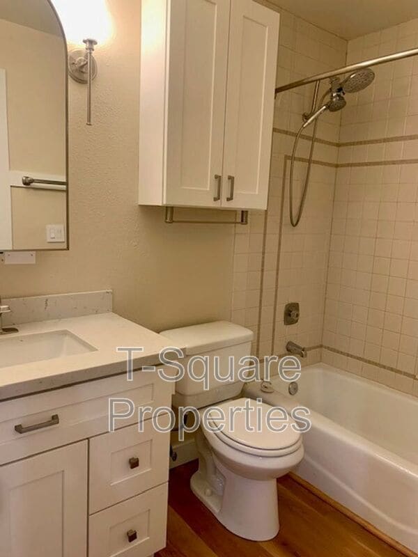 Building Photo - 14140 74th Pl NE