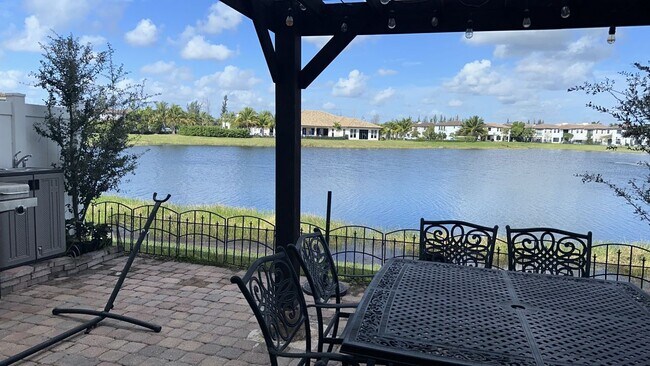 Building Photo - 3397 W 94th Terrace