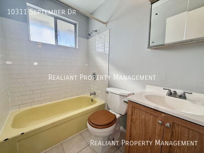 Building Photo - 10311 September Dr