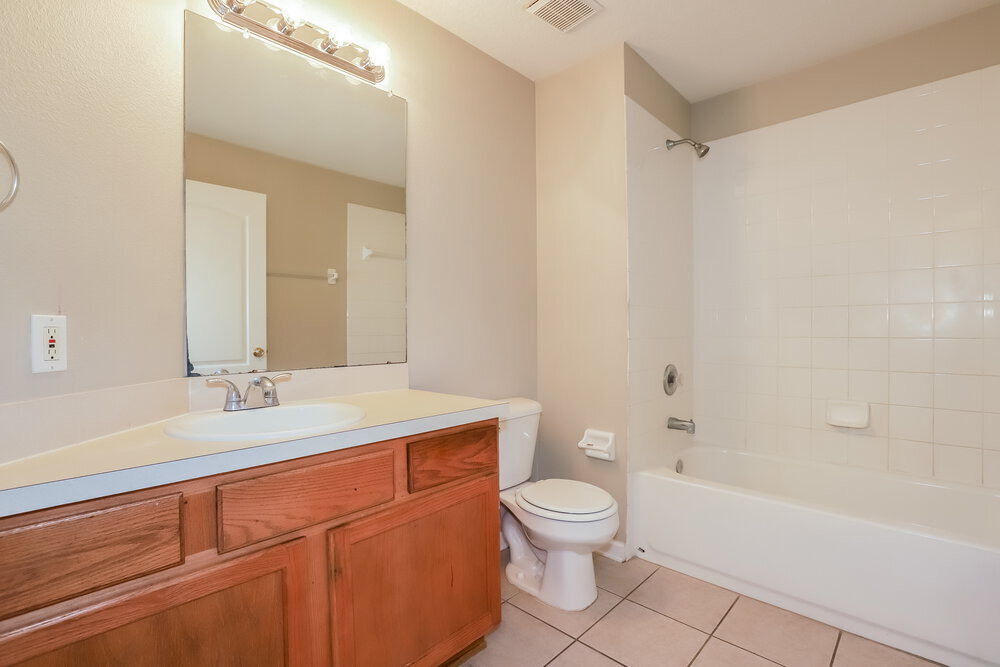 Building Photo - 11424 Misty Isle Ln