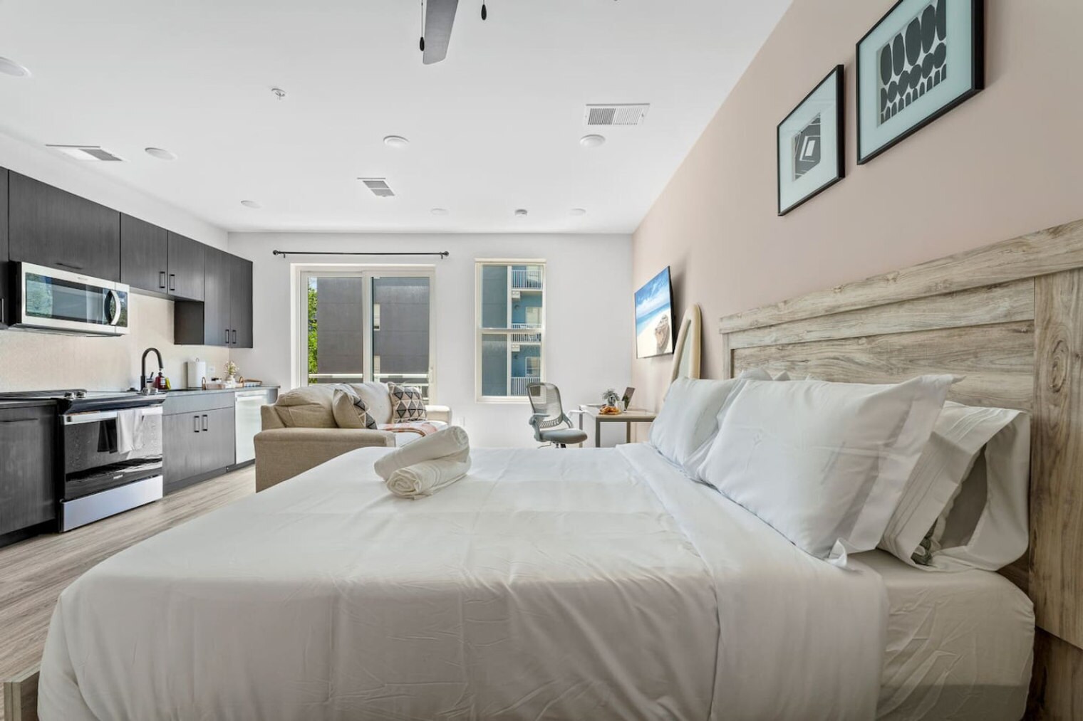 Building Photo - 617 N 12th St