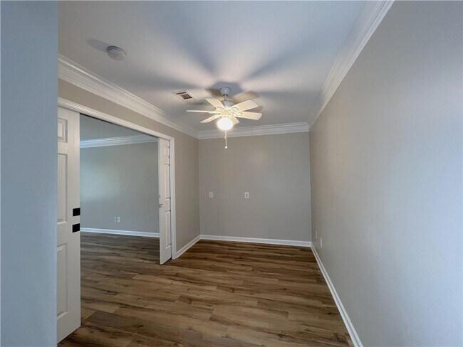 Building Photo - 12560 Crabapple Chase Dr