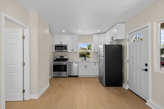 Building Photo - Brand New 1BR/1BA Home Near SDSU – Designer Kitchen, In-Unit Laundry, Private Patio, and Modern F...