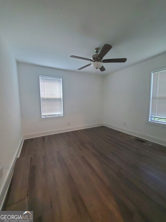 Building Photo - 1167 Mayland Cir SW
