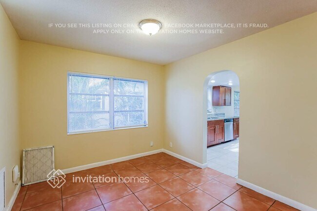 Building Photo - 781 SW 66th Ave