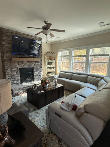 Building Photo - 3609 Walter Nelson Rd