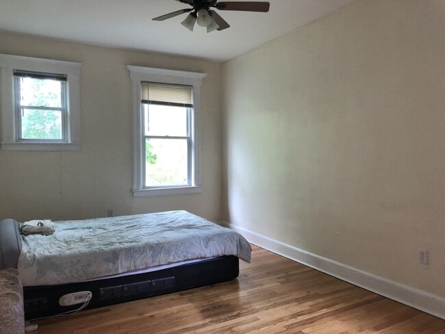 Building Photo - 193 Hillside Ave