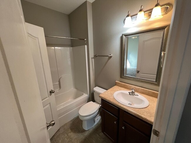 Building Photo - 1955 Bloomington Ave