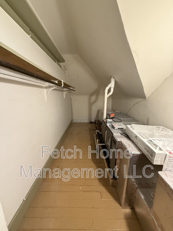 Building Photo - 125 E State St