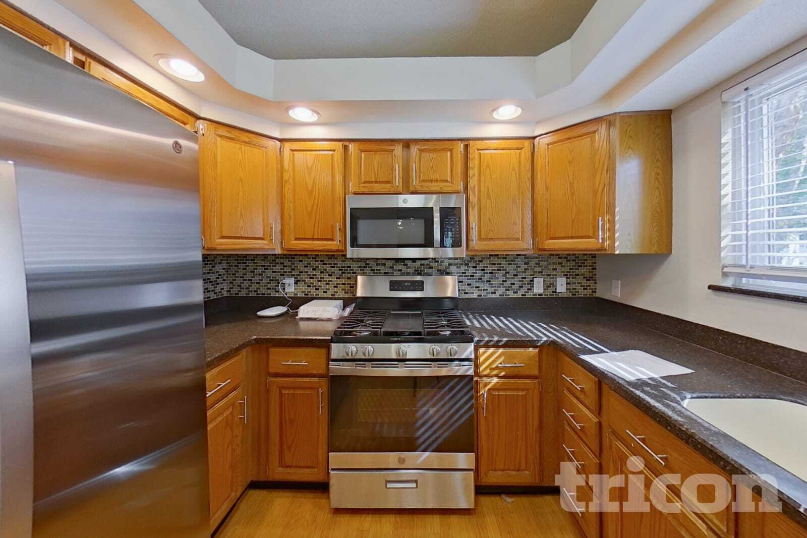 Building Photo - 2924 Kettering Dr