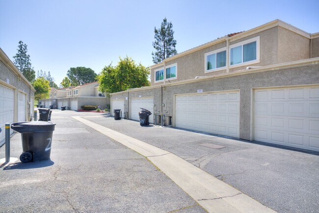 Building Photo - Rowland Unified School District?Welcome to Your Stylish West Covina Retreat!