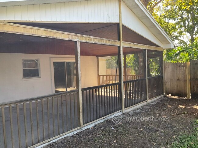 Building Photo - 464 Skate Rd