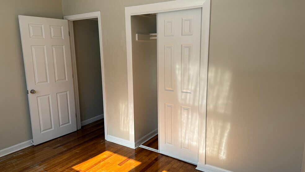 Building Photo - 78 Willard St