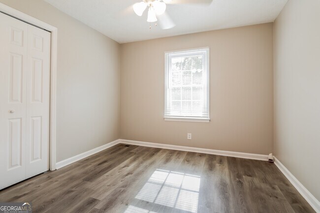 Building Photo - 941 Grier Rd