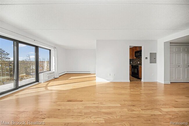 Building Photo - 35300 Woodward Ave