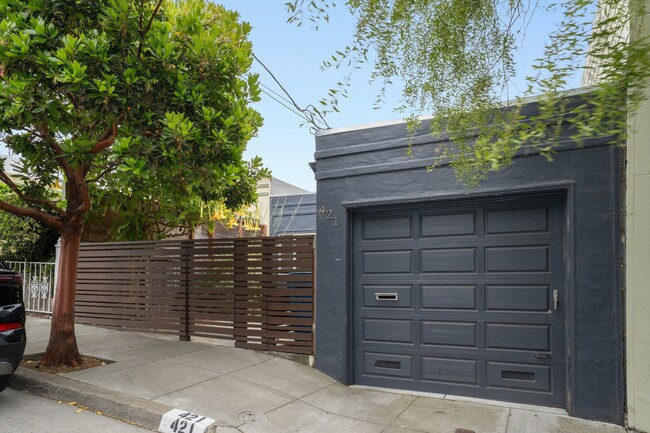 Primary Photo - 421 Nevada St