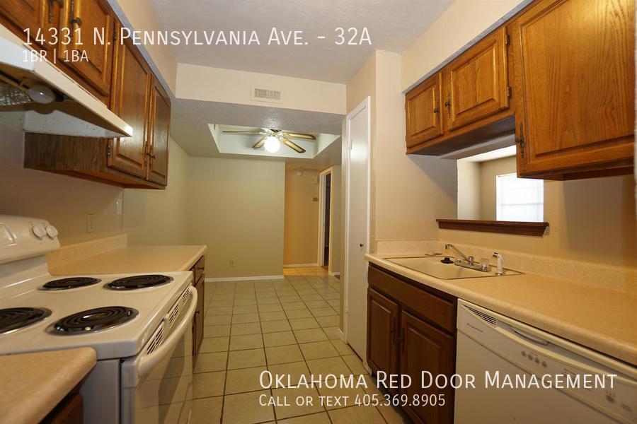 Building Photo - 14331 N Pennsylvania Ave