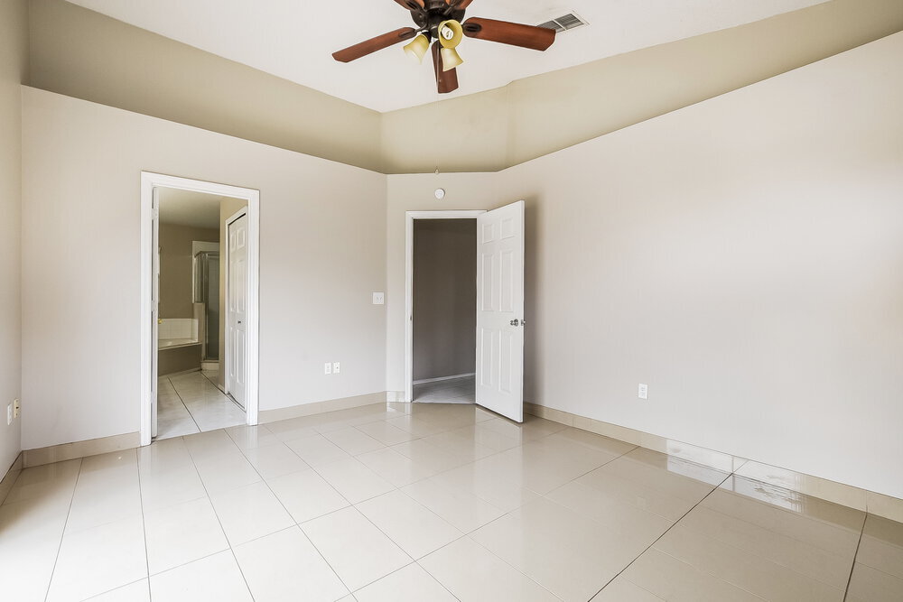 Building Photo - 467 Briar Bay Cir