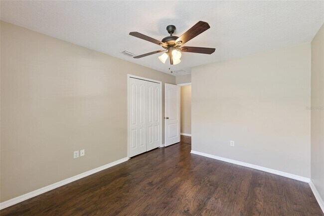Building Photo - 1106 Natural Oaks Dr