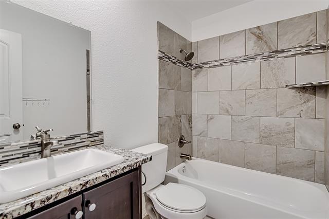 Building Photo - 3405 Spring Meadows Dr