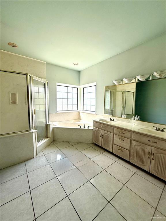 Building Photo - 3904 San Rodrigo
