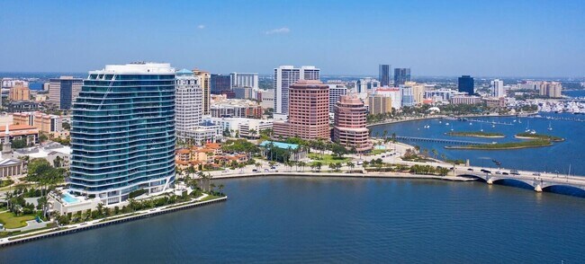 Building Photo - 550 Okeechobee Blvd