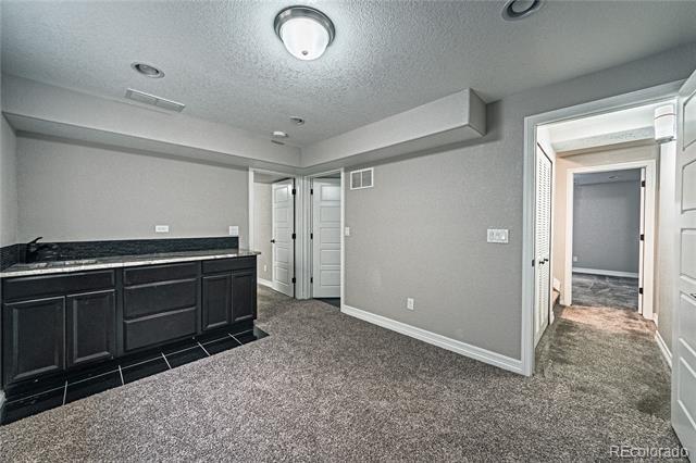 Building Photo - 2588 Weyburn Way