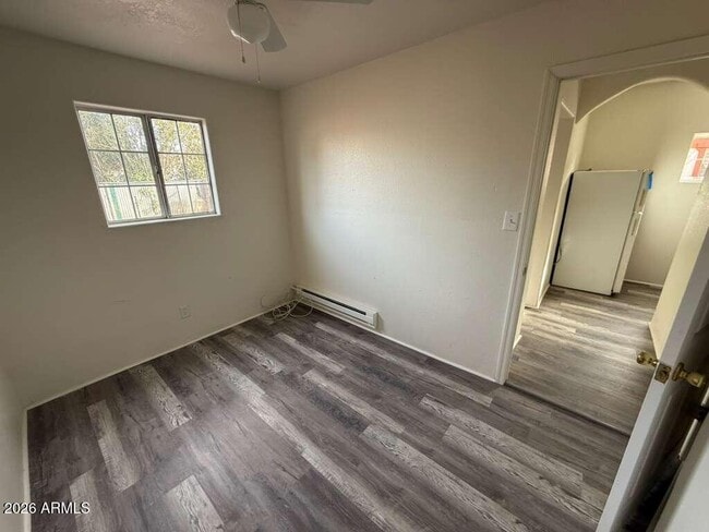 Building Photo - 1305 C Ave