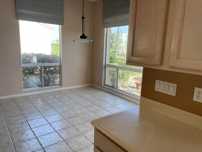 Building Photo - 39264 Mirage Cir