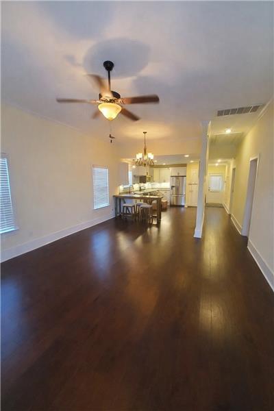 Building Photo - 602 E 34th St