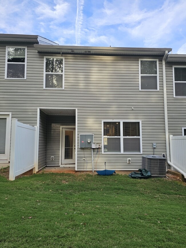 Building Photo - 403 Sea Grit Ct