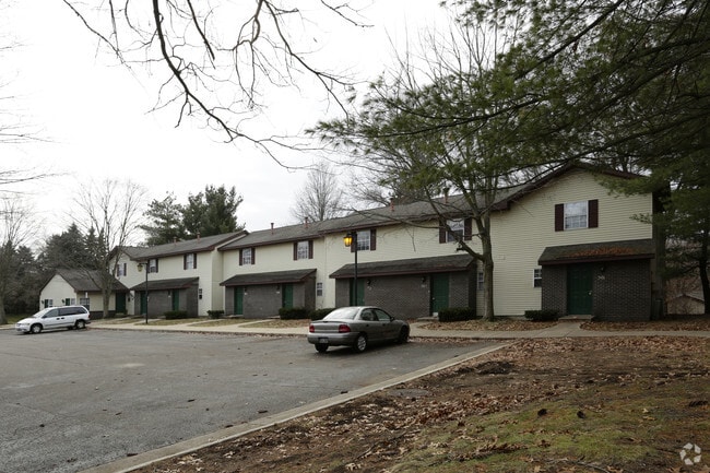 Parking Area - Bridgeport Apartments